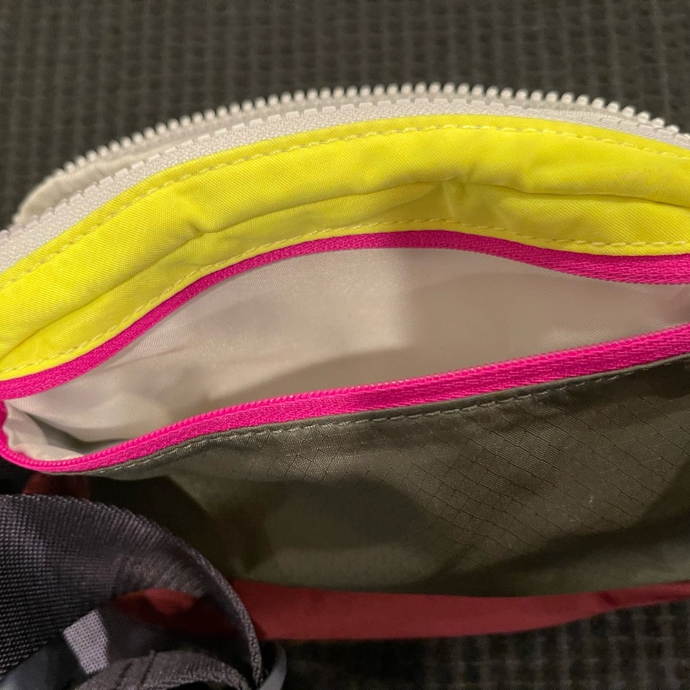 Lululemon Yellow Zip Pouch - Picture 4 of 6